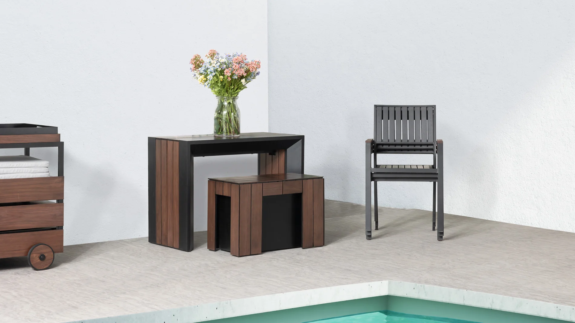 Transformer Outdoor Dining Set - Image 7